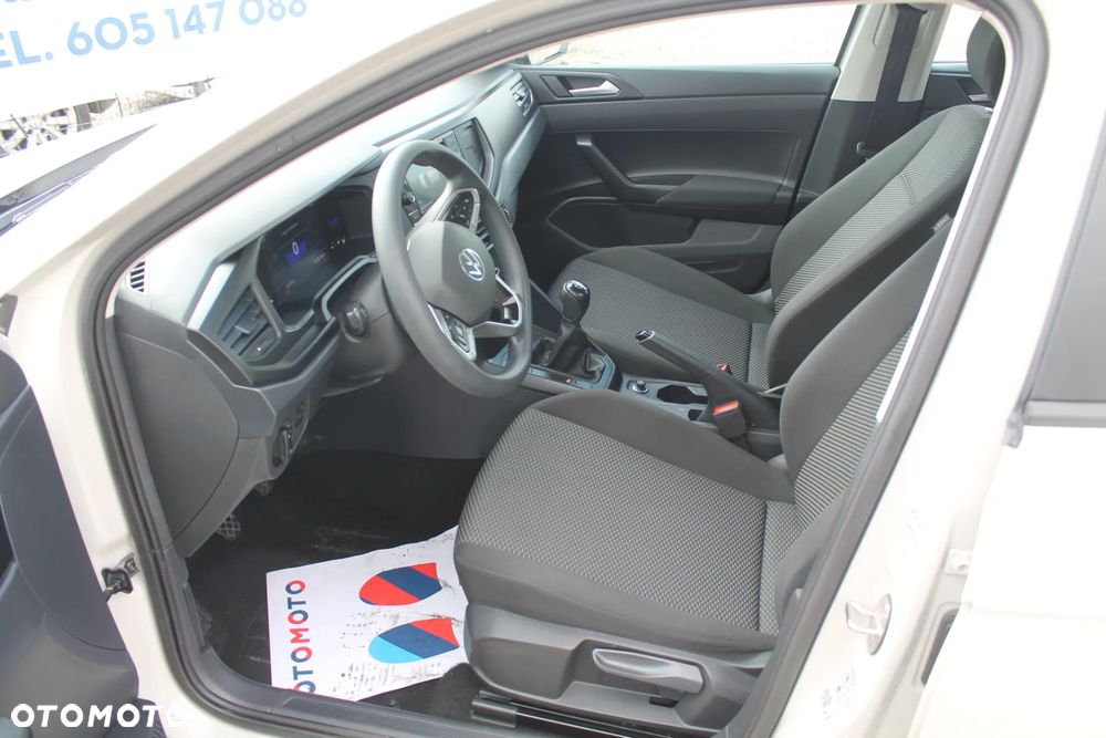 Volkswagen Polo 1.0 - 9
