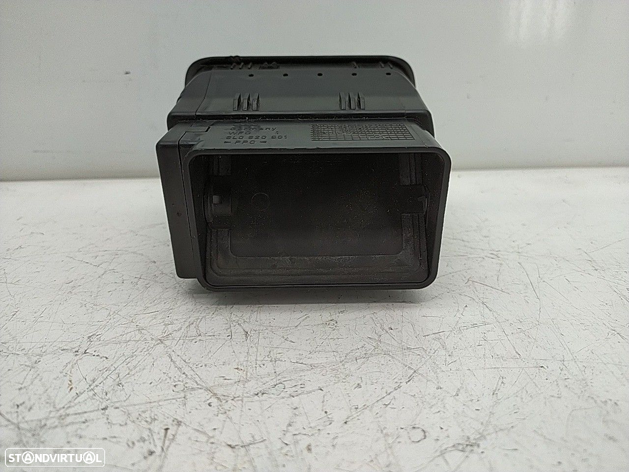 Saida Ar Esquerdo / Difusor Audi A3 (8L1) - 2