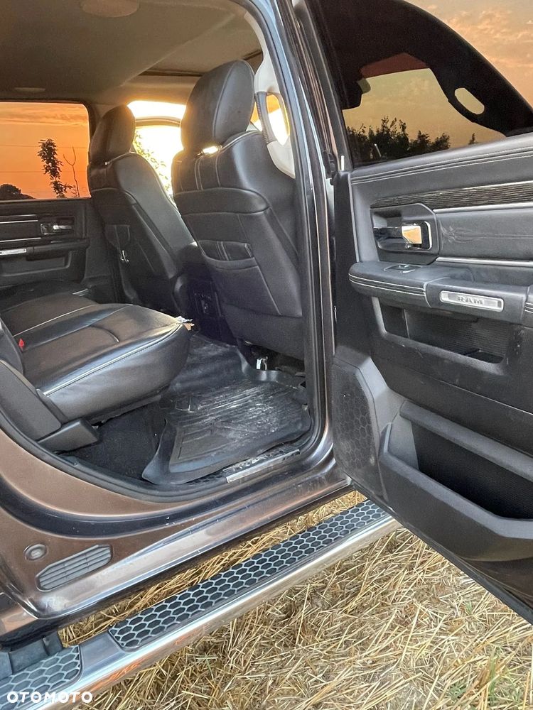 Dodge RAM 1500 5.7 4x4 - 15