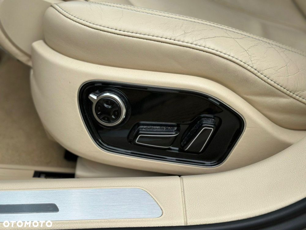 Audi A8 - 21