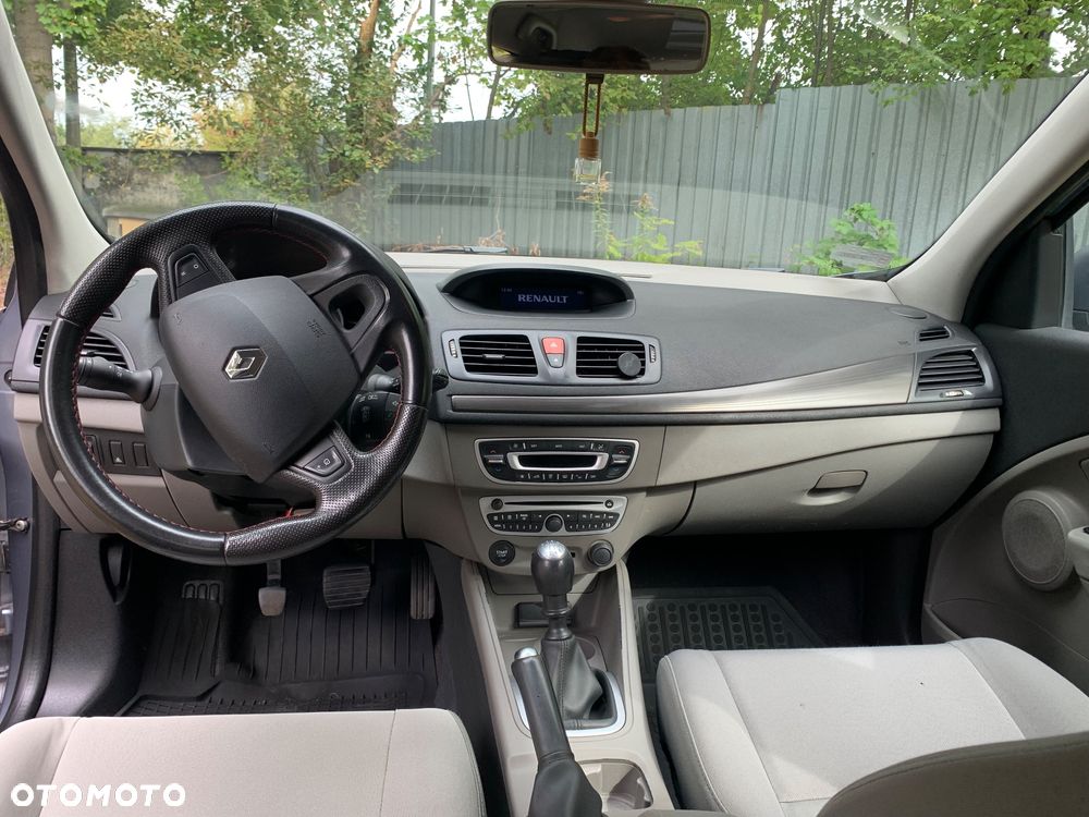 Renault Megane - 9