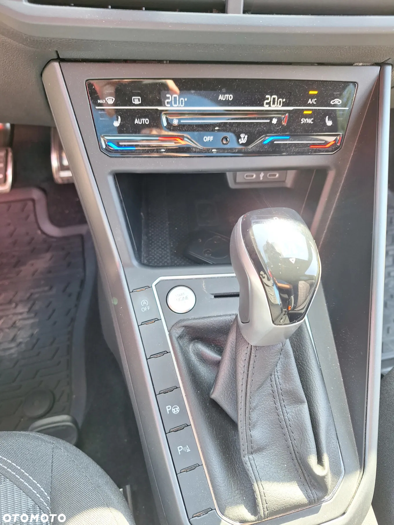 Volkswagen Taigo - 19