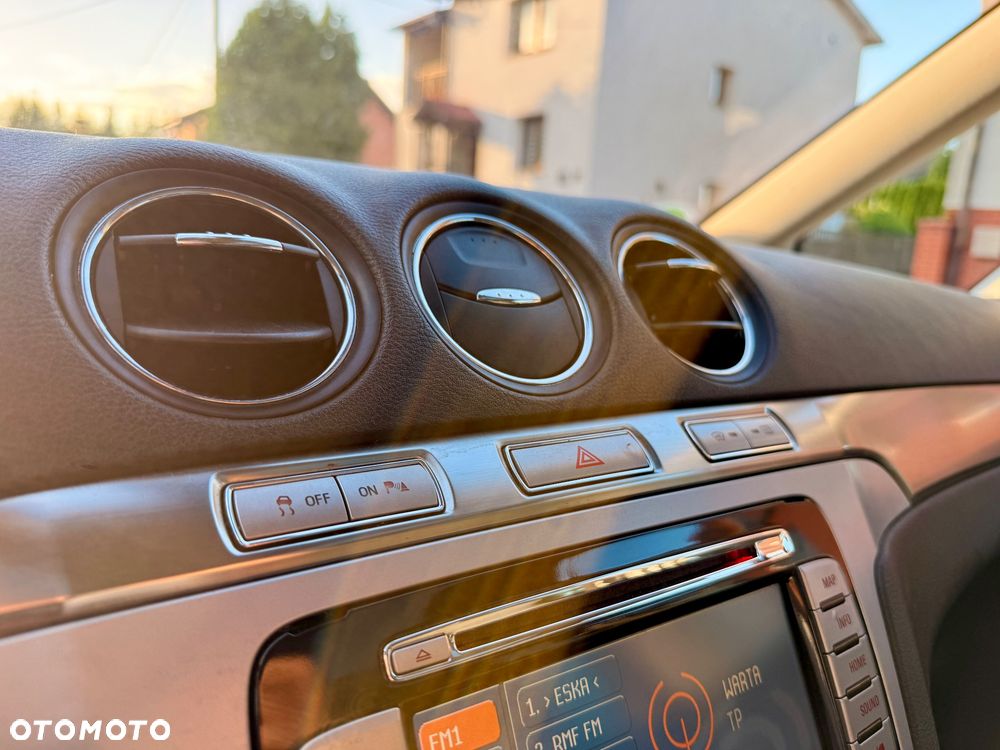 Ford Galaxy 2.3 Platinium X - 23