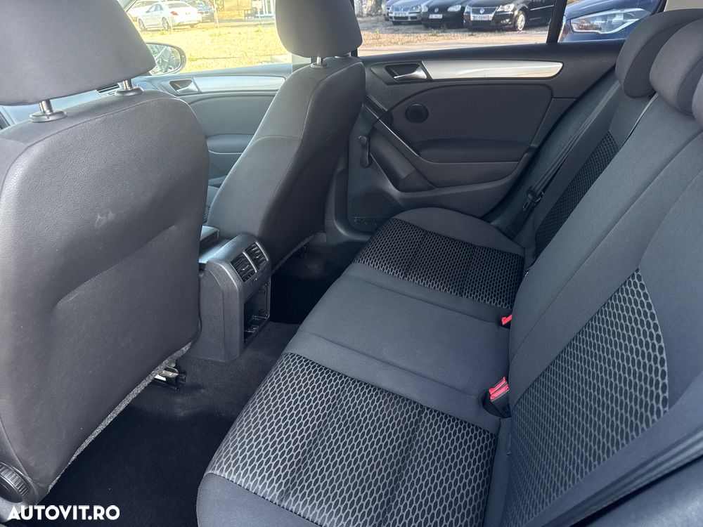 Volkswagen Golf 1.2 TSI Style - 12