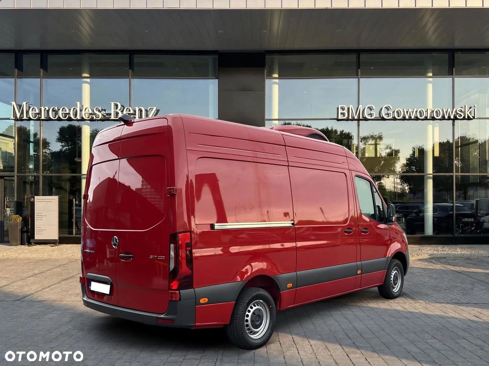 Mercedes-Benz Sprinter 317 - 7