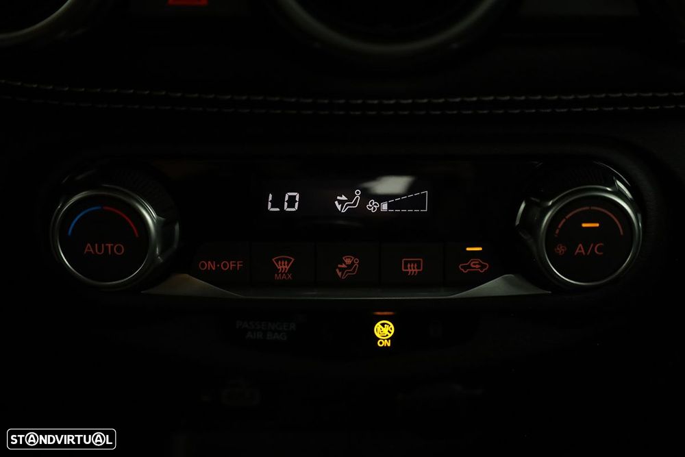 Nissan Juke 1.0 DIG-T Tekna - 12