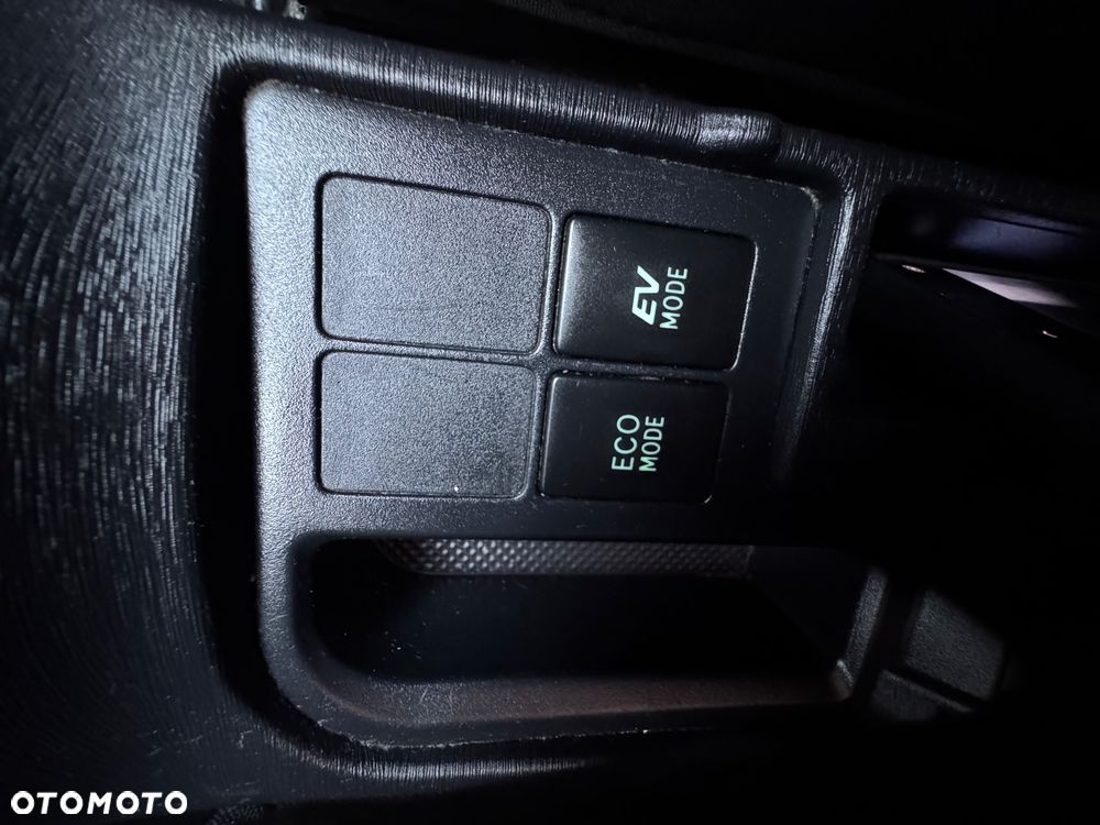 Toyota Yaris - 18