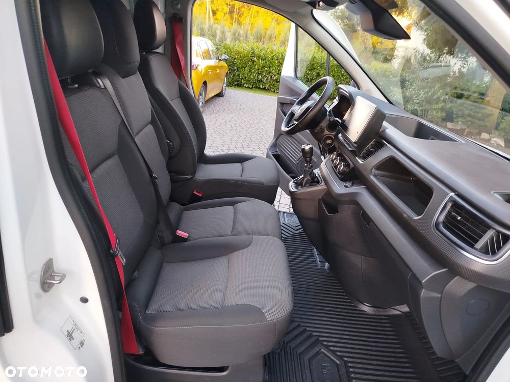 Renault Trafic - 11