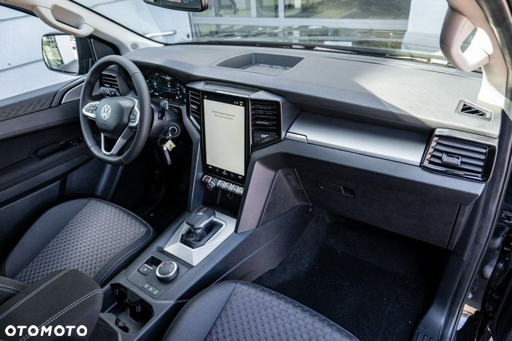 Volkswagen Amarok - 21