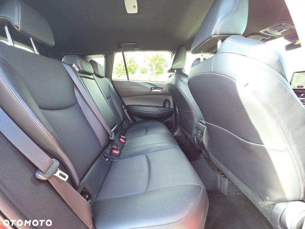 Toyota Corolla Cross 2.0 Hybrid Executive - 16