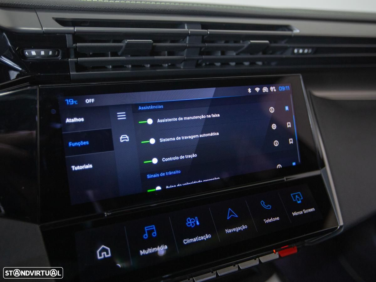 Peugeot 408 Plug-In Hybrid 225 e-EAT8 GT - 24