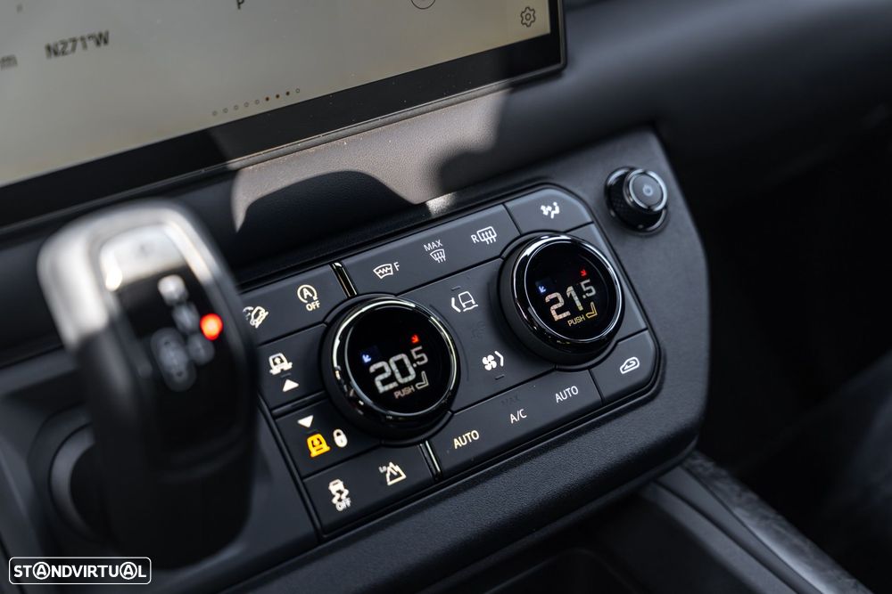 Land Rover Defender 4.4 P635 110 AWD Octa Edition One - 22