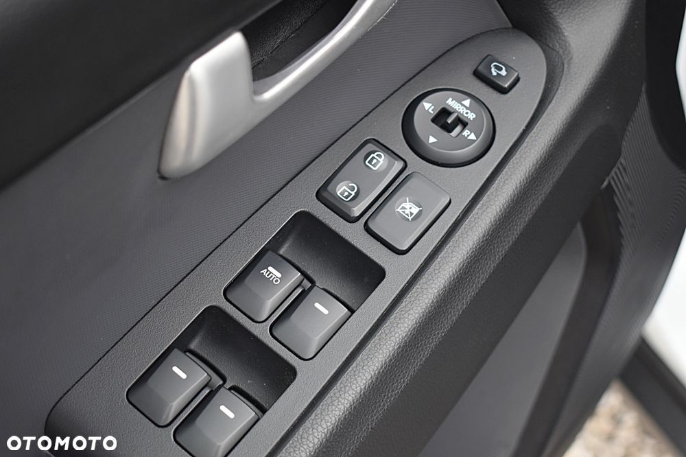 Kia Sportage 1.7 CRDI 2WD Spirit - 32