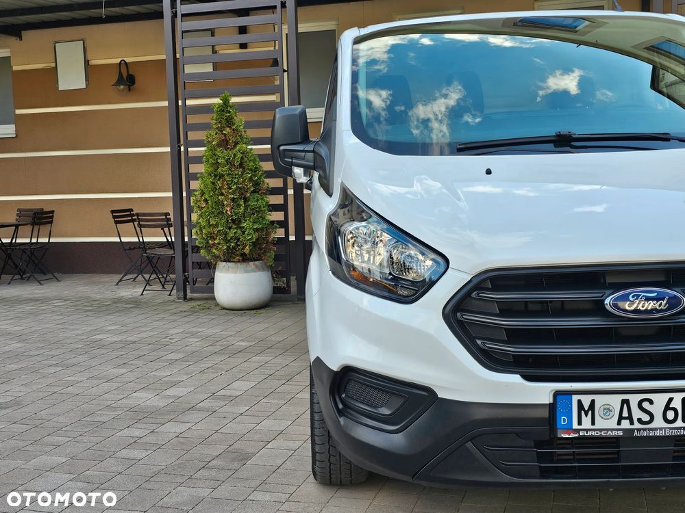 Ford Transit Custom - 23