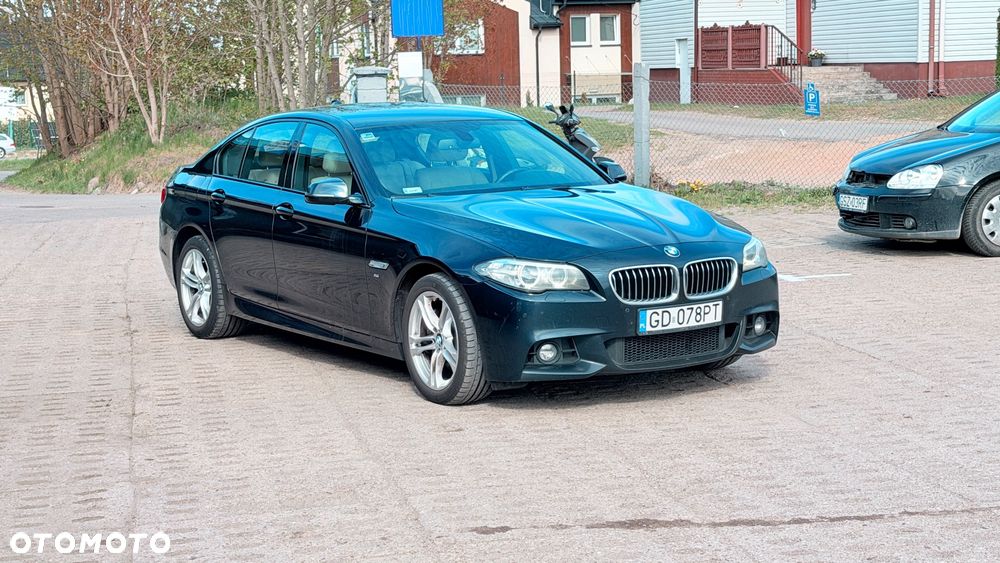 BMW Seria 5 528i xDrive Sport-Aut Luxury Line - 1