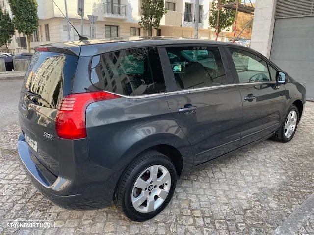 Peugeot 5008 1.6 BlueHDi Style EAT6 - 11