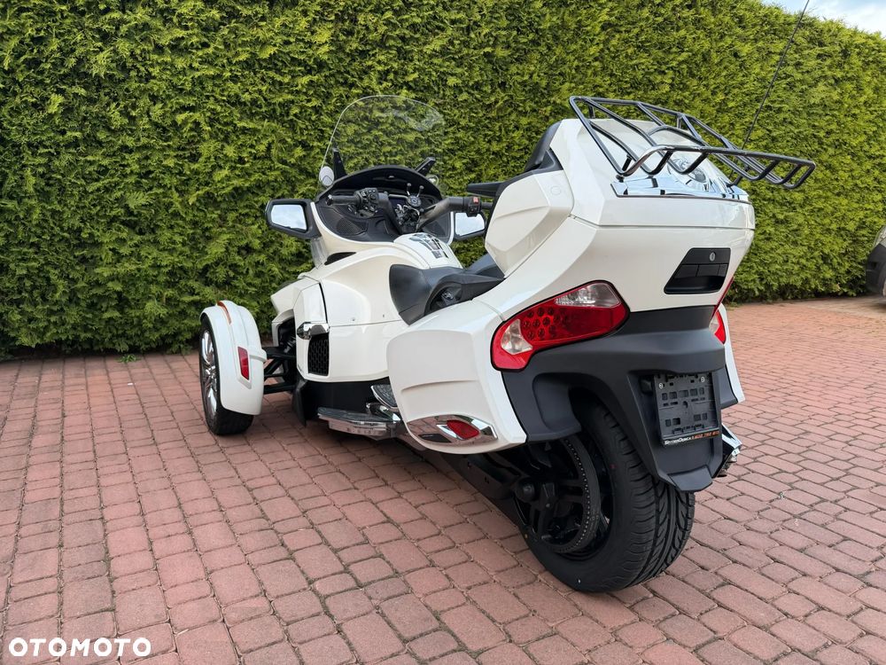 Can-Am Spyder - 6