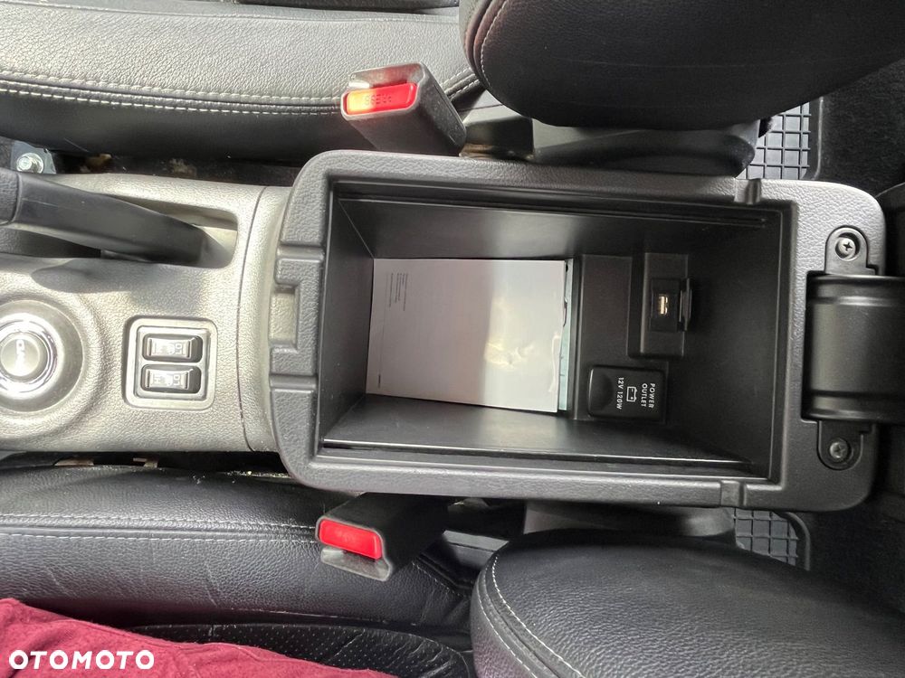 Mitsubishi Outlander 2.0 Instyle Navi 4WD CVT - 9