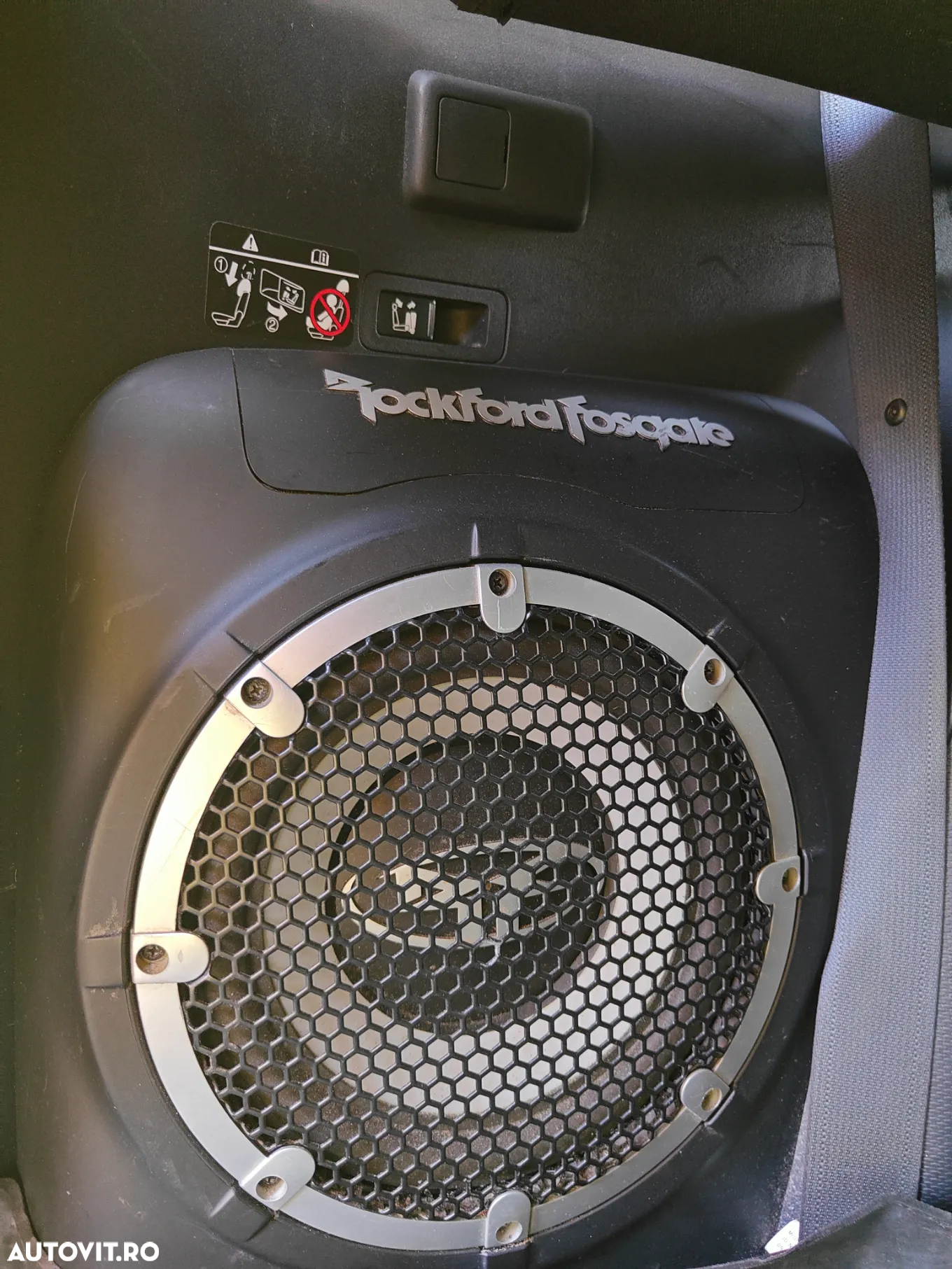 Mitsubishi Outlander - 19