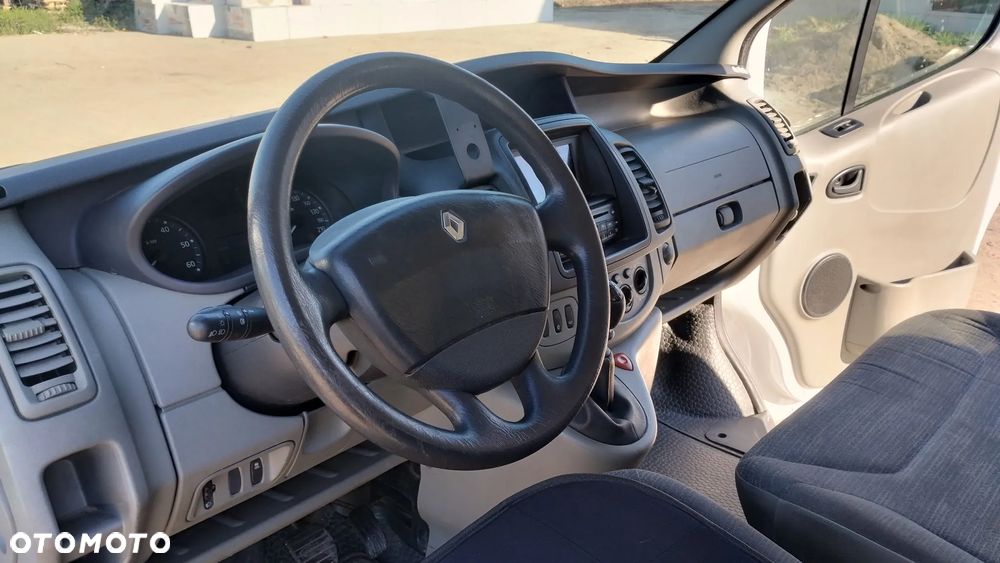 Renault Trafic - 20