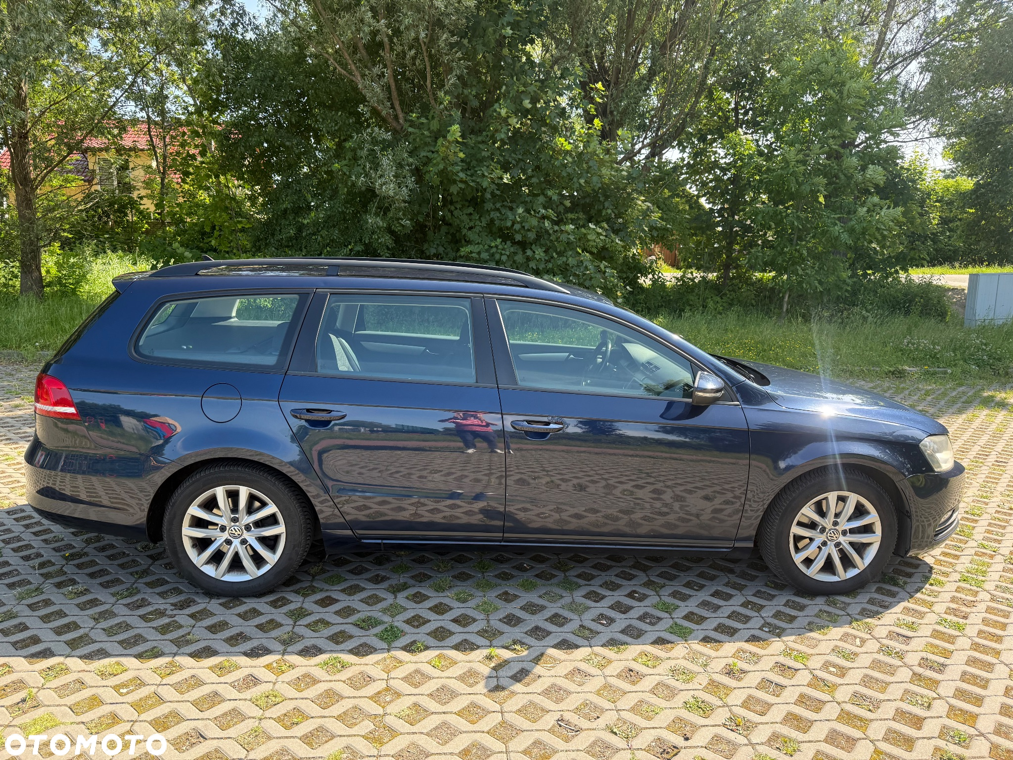 Volkswagen Passat 1.6 TDI Trendline - 2