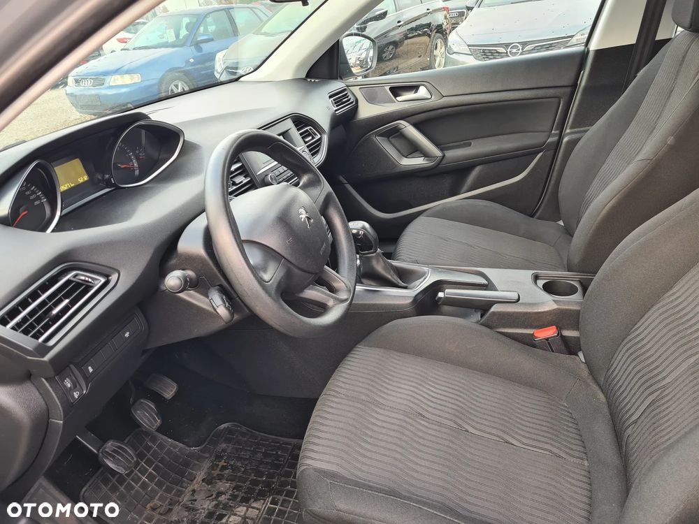 Peugeot 308 1.6 HDi Access - 10