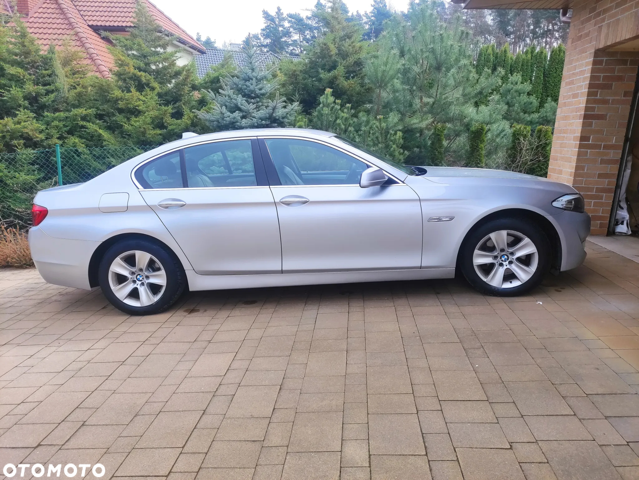BMW Seria 5 520d - 5