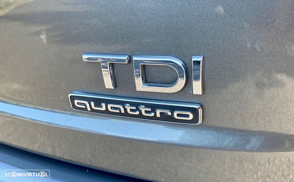 Audi Q7 3.0 TDi quattro S-line Tiptronic 7L - 23