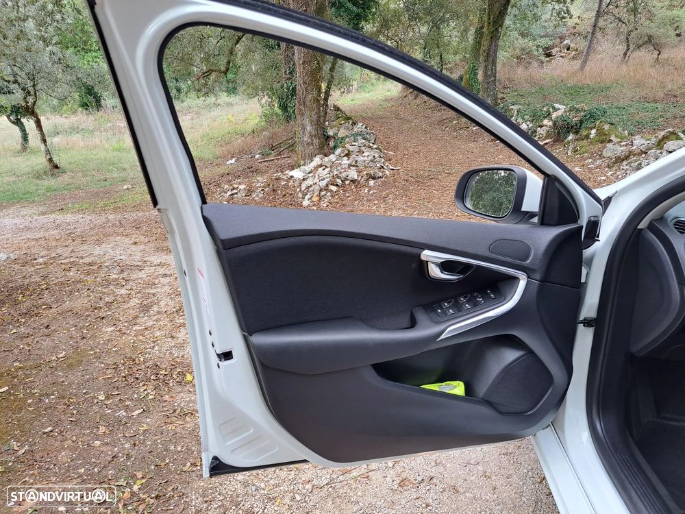 Volvo V40 2.0 D2 Kinetic Eco - 12