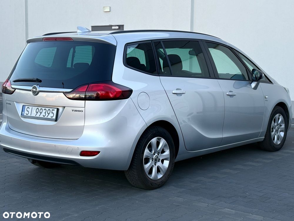 Opel Zafira - 22