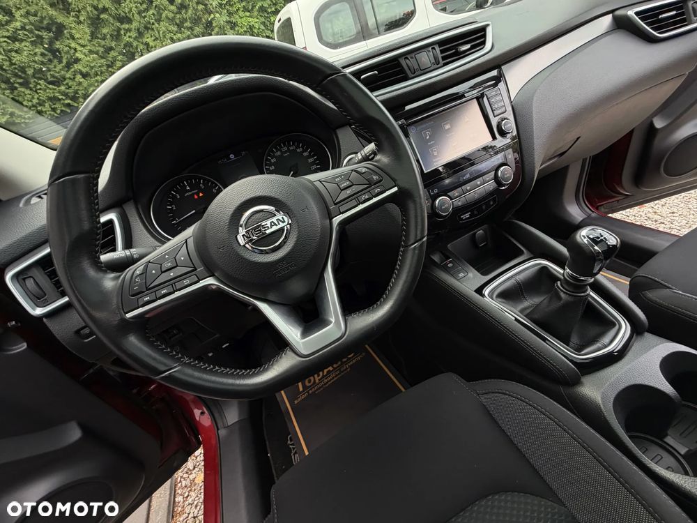 Nissan Qashqai 1.3 DIG-T DCT N-CONNECTA - 28