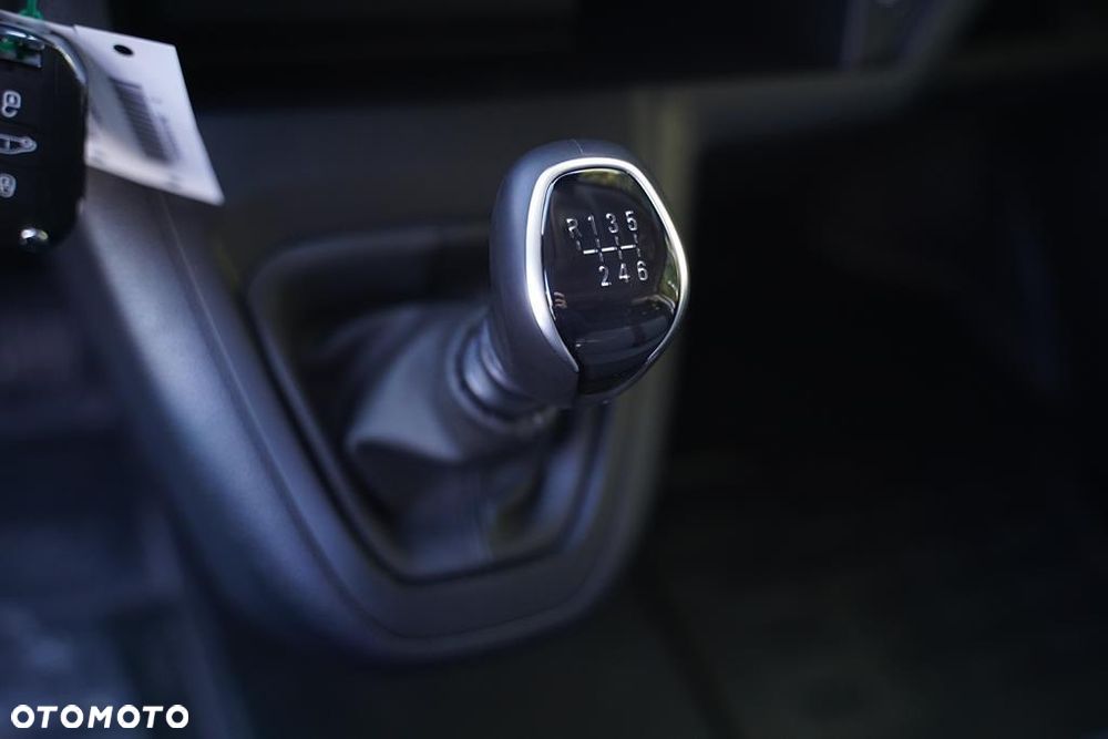 Fiat Scudo 2.0 MJ Maxi 3,1t (brygadówka) - 21