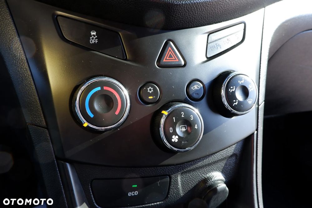 Chevrolet Trax 1.6 LS - 20