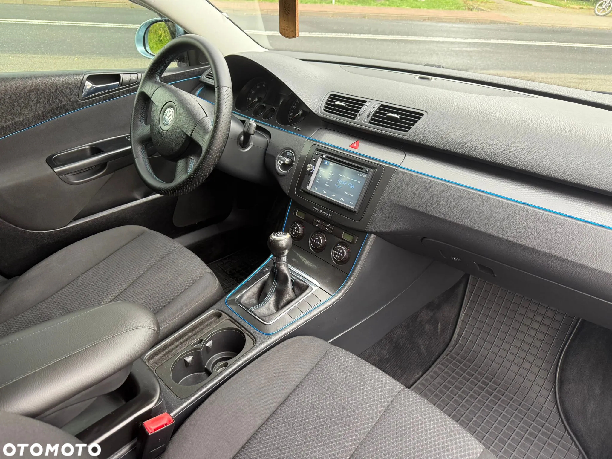 Volkswagen Passat 1.6 Comfortline - 9
