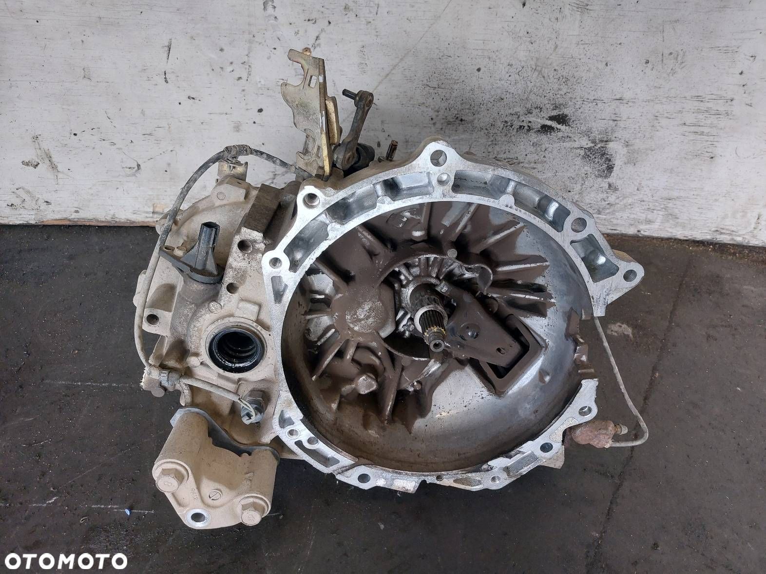 SKRZYNIA BIEGÓW MAZDA 6 I GG GY 2.0 16V BENZYNA MANUAL 5 B - 1