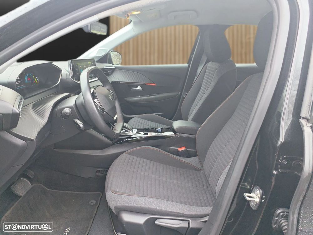 Peugeot e-208 Allure - 5
