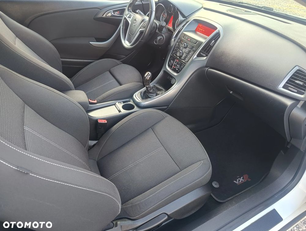 Opel Astra 1.4 Turbo - 12