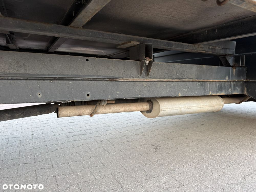 Mercedes-Benz Sprinter 412 2,9 TDI - 9