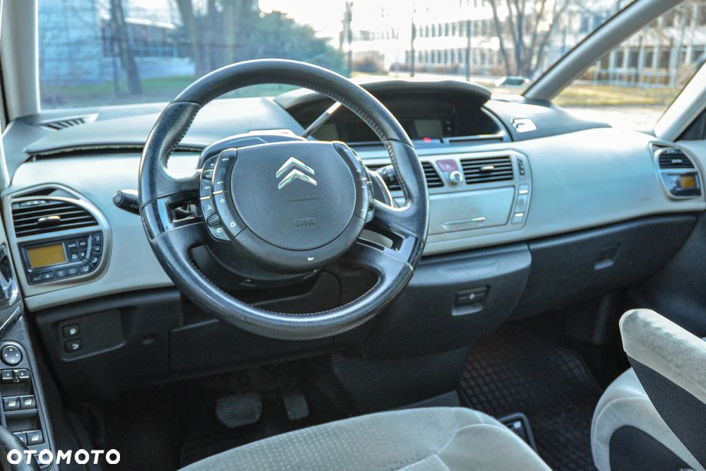 Citroën C4 Picasso - 9