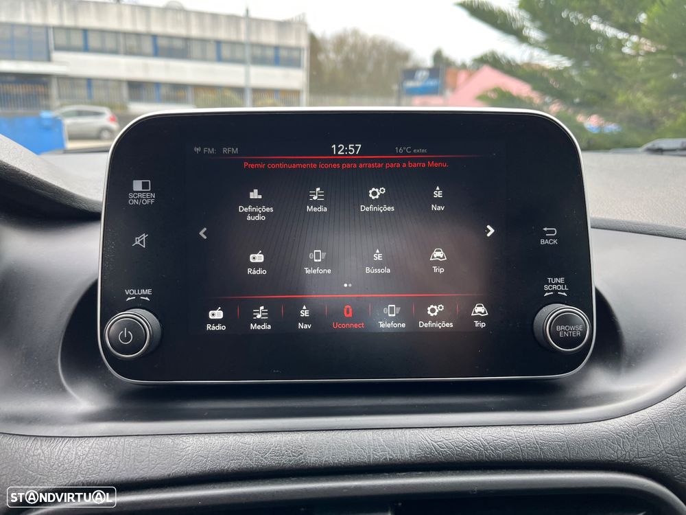 Fiat Tipo Station Wagon 1.6 M-Jet Lounge - 36