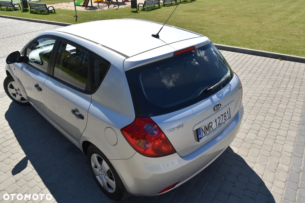 Kia Ceed 1.4 CVVT EX - 29