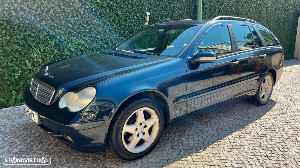 Mercedes-Benz C 220 T CDI Classic - 12