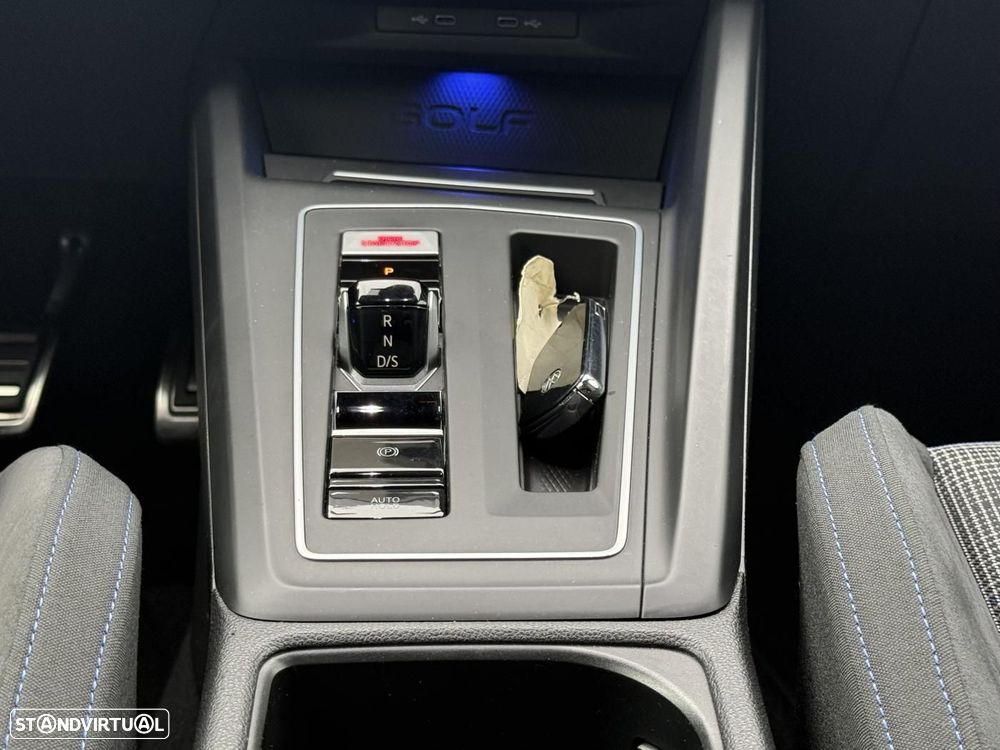 VW Golf 1.4 TSI GTE+ DSG - 43