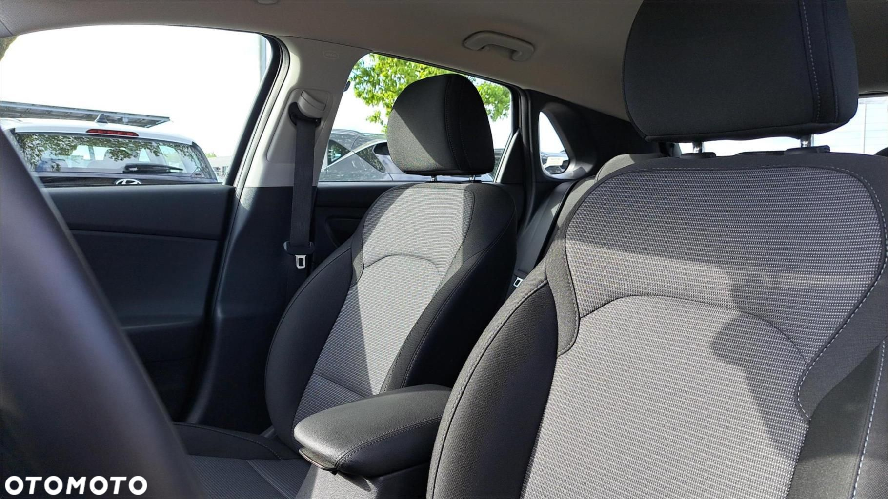 Hyundai i30 - 11