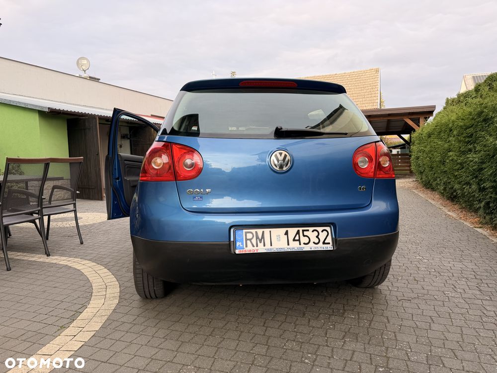 Volkswagen Golf - 3