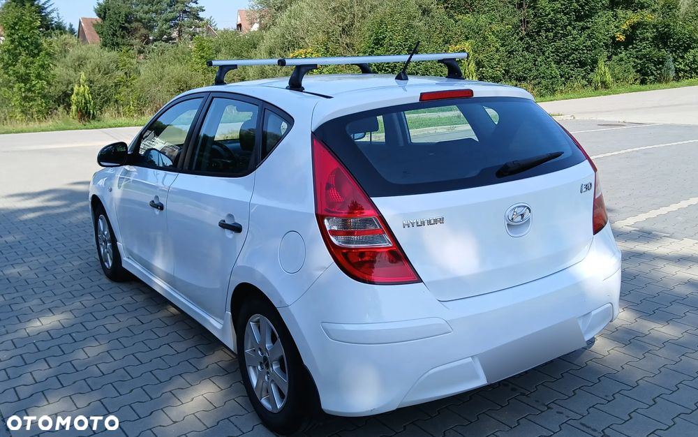 Hyundai i30 1.4 Base - 8