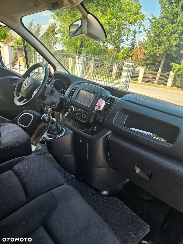 Opel Vivaro - 9
