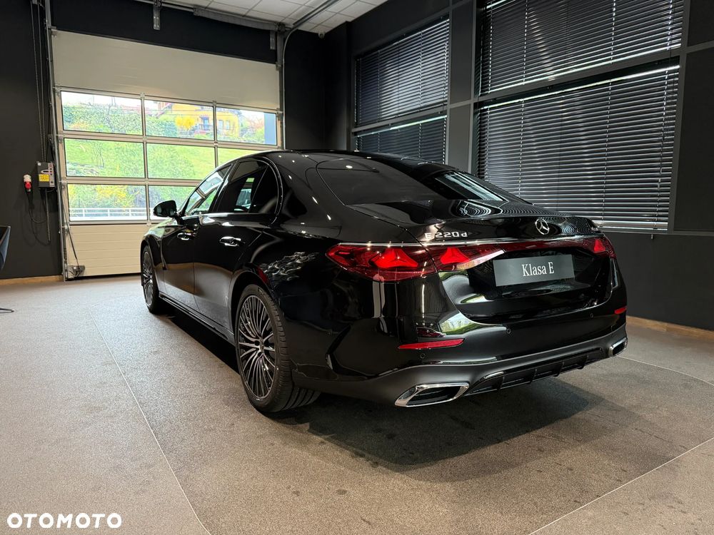 Mercedes-Benz Klasa E 220 d mHEV 4-Matic AMG 9G-Tronic - 3