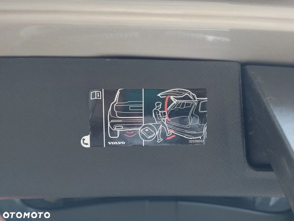 Volvo XC 90 - 26