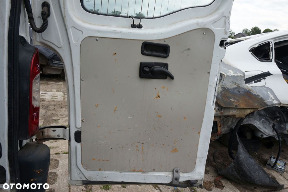 DRZWI TYLNE SKRZYDŁOWE PRAWE MASTER II LIFT O389  RENAULT 2003-2010 - 10